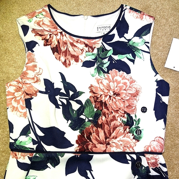 Enfocus Studio Floral Dress / Floral Midi - Picture 3 of 10